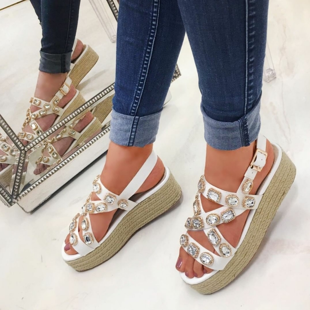 𝙉𝙀𝙒 𝙄𝙉💎🎥Crystal Embellished Espadrille